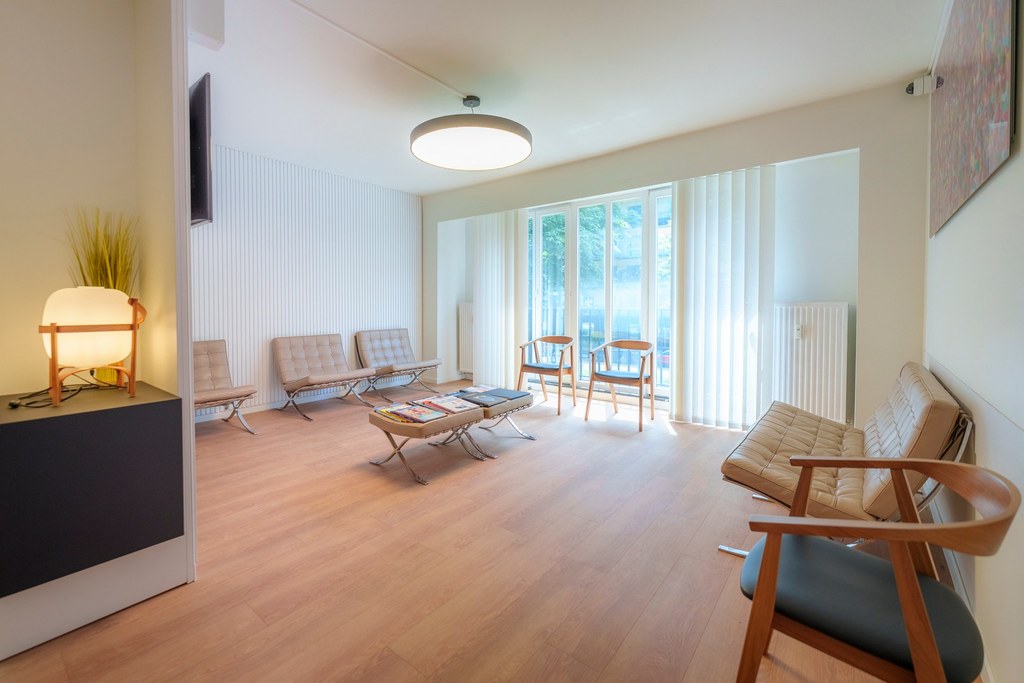 salle d'attente du dentiste à uccle